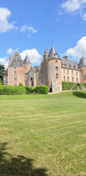 French Chateaux